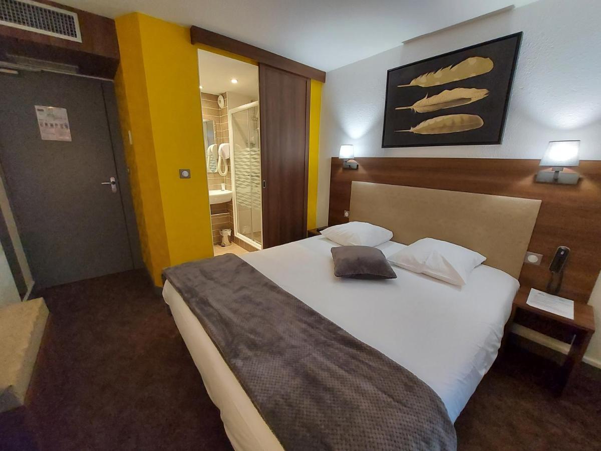 Hotel Contact Atoll 3*